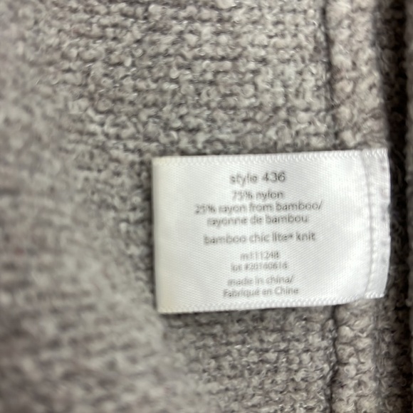 Barefoot Dreams Gray Cardigan Sweater Wrap Long Sleeve Size S/M - Picture 7 of 7